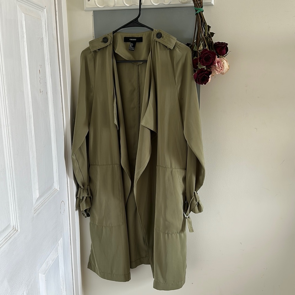 Forever 21. Green Trench coat. Size - Small. Like new condition